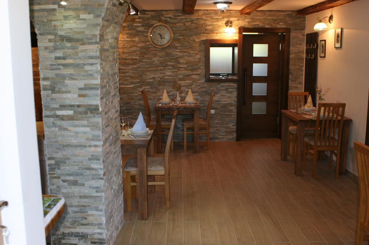 Millenium House 1 Bed and Breakfast Jezerce Exterior foto
